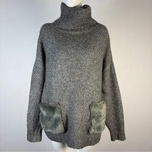 Zara Charcoal Turtleneck Sweater with Plush Pockets M *Flaw
